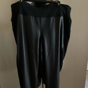 Plus size Livi Active 22/24 pants